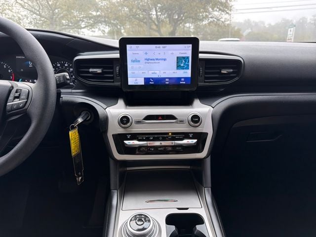 2021 Ford Explorer Base