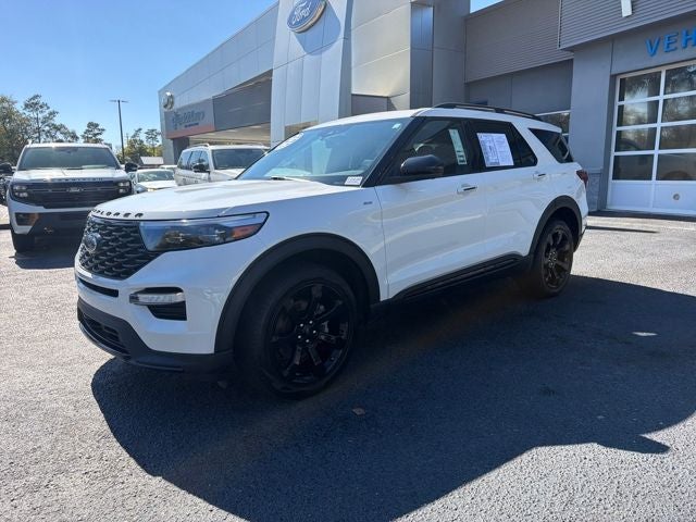 2023 Ford Explorer ST-Line