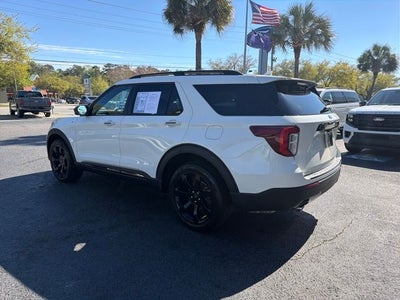 2023 Ford Explorer ST-Line