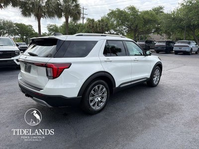 2026 Ford Explorer Platinum™
