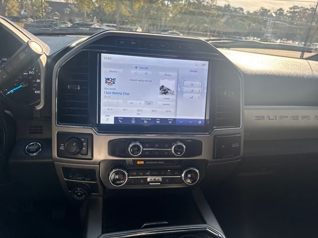 2022 Ford F-250SD Lariat