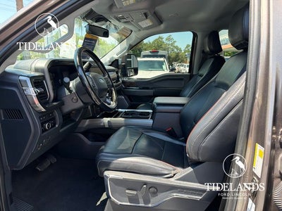 2023 Ford F-350SD Lariat