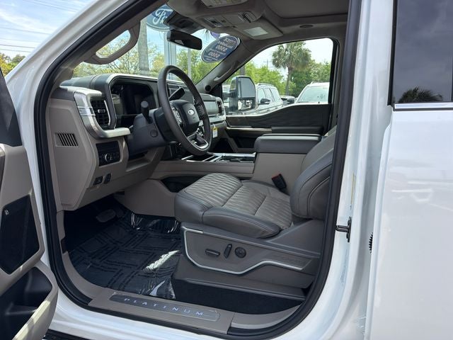 2026 Ford F-450SD Platinum DRW