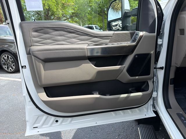 2026 Ford F-450SD Platinum DRW