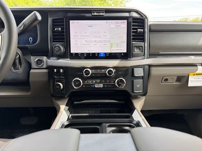 2026 Ford F-450SD Platinum DRW