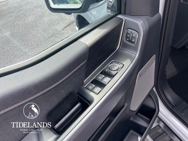 2025 Ford F-150 Lariat®