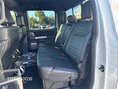 2025 Ford F-150 Platinum®