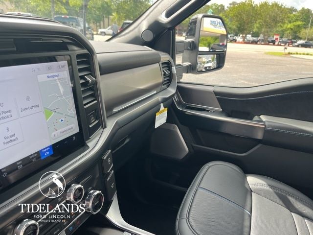 2025 Ford F-150 Platinum®