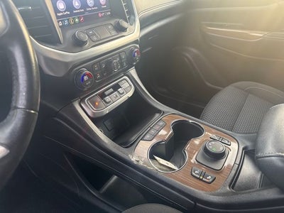 2020 GMC Acadia SLE