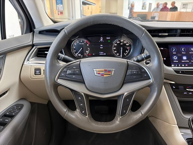 2021 Cadillac XT5 Premium Luxury