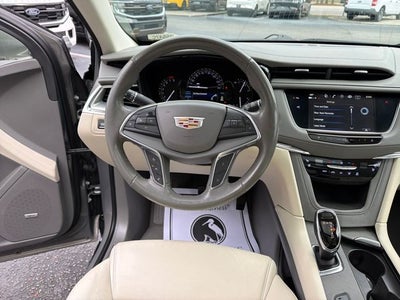 2019 Cadillac XT5 Premium Luxury