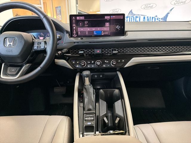2025 Honda Accord Hybrid Touring