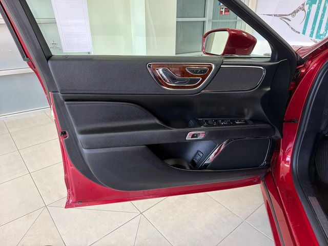 2020 Lincoln Continental Standard