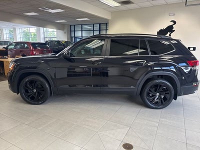 2023 Volkswagen Atlas 2.0T SE w/Technology