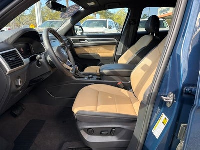 2022 Volkswagen Atlas Cross Sport 3.6L V6 SE w/Technology