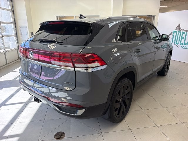 2024 Volkswagen Atlas Cross Sport 2.0T SE w/Technology