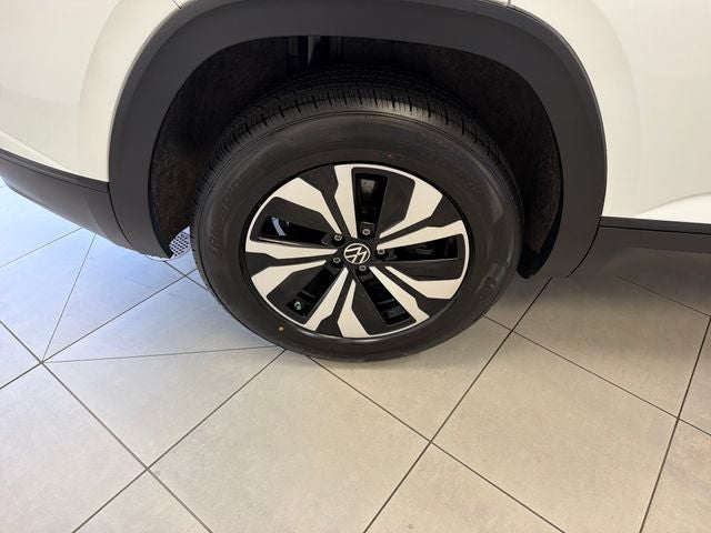 2024 Volkswagen Atlas Cross Sport 2.0T SE