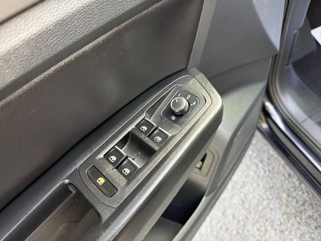 2019 Volkswagen Atlas 2.0T SE w/Technology w/Technology