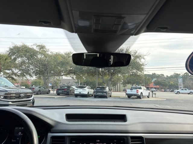 2019 Volkswagen Atlas 2.0T SE w/Technology w/Technology