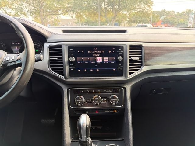 2019 Volkswagen Atlas 2.0T SE w/Technology w/Technology