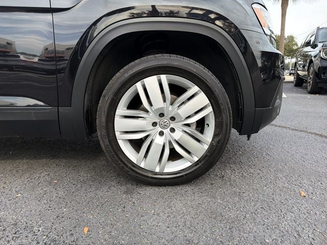 2019 Volkswagen Atlas 2.0T SE w/Technology w/Technology