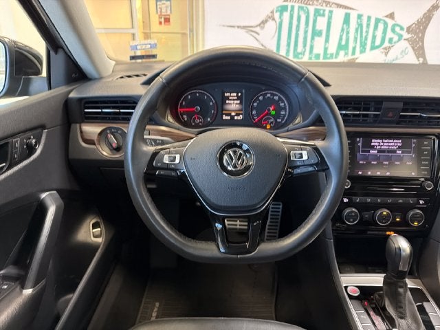 2022 Volkswagen Passat 2.0T Limited Edition