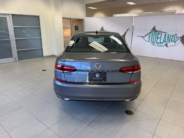 2022 Volkswagen Passat 2.0T Limited Edition