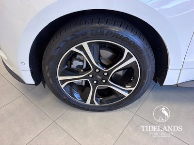2022 Ford Edge ST