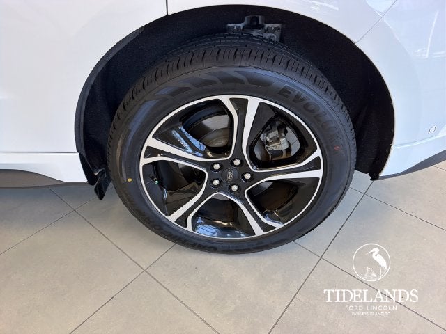 2022 Ford Edge ST