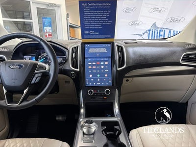 2023 Ford Edge Titanium