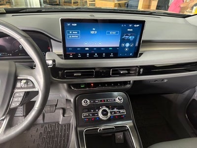 2021 Lincoln Nautilus Reserve