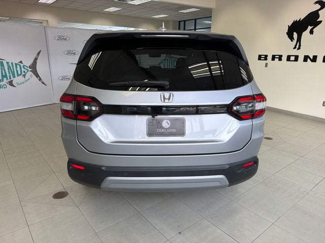 2024 Honda Pilot EX-L 8 Passenger