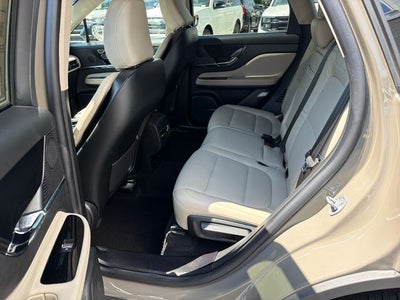2025 Lincoln Corsair Premiere