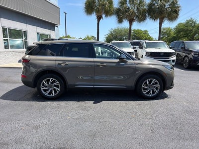 2025 Lincoln Corsair Premiere