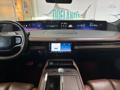 2025 Lincoln Navigator Reserve