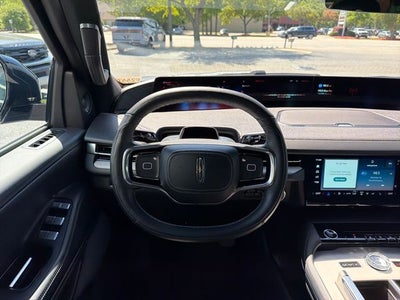 2025 Lincoln Navigator Reserve