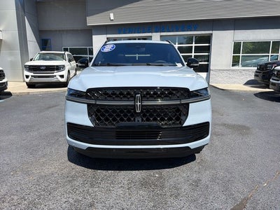 2025 Lincoln Navigator Reserve