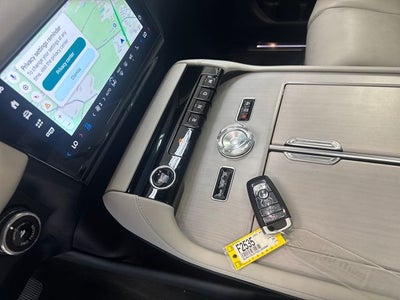2025 Lincoln Navigator Reserve