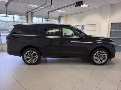 2025 Lincoln Navigator Reserve