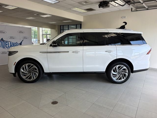2025 Lincoln Navigator Reserve