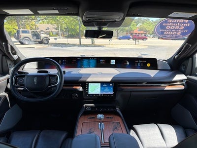 2025 Lincoln Navigator Black Label
