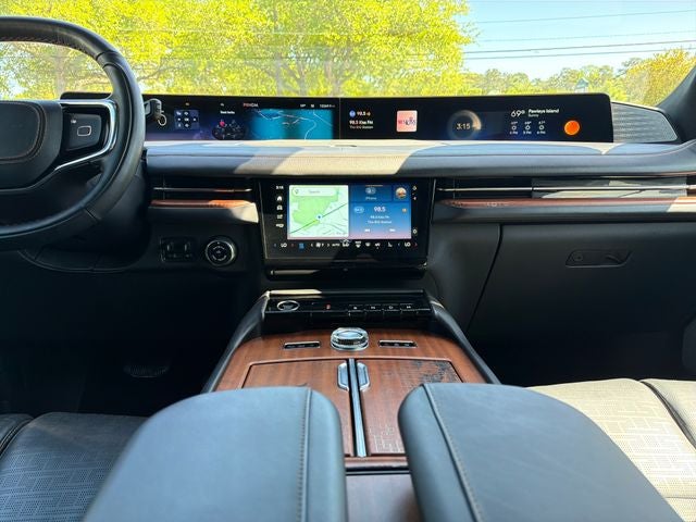 2025 Lincoln Navigator Black Label