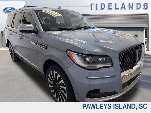 2022 Lincoln Navigator Black Label