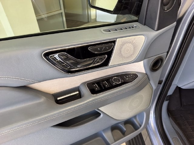 2022 Lincoln Navigator Black Label