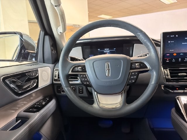 2022 Lincoln Navigator Black Label