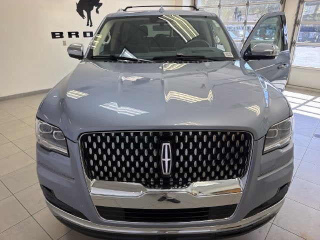 2022 Lincoln Navigator Black Label