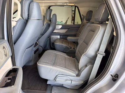 2022 Lincoln Navigator Black Label