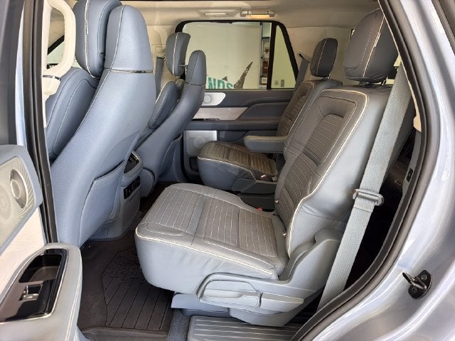 2022 Lincoln Navigator Black Label