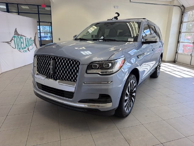 2022 Lincoln Navigator Black Label
