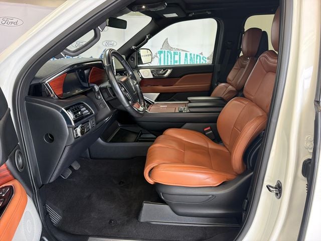 2021 Lincoln Navigator L Reserve